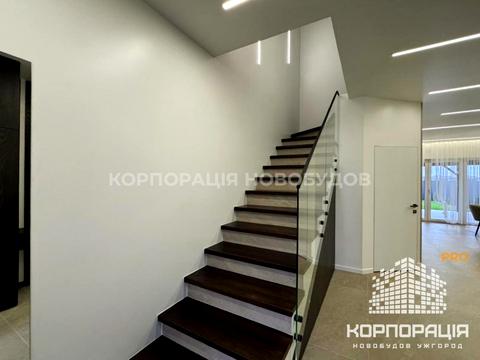 будинок за адресою с. Сторожниця, Цвітна, 12