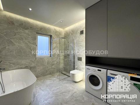 будинок за адресою с. Сторожниця, Цвітна, 12