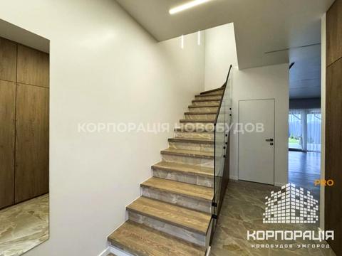 будинок за адресою с. Сторожниця, Цвітна, 1