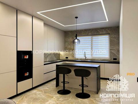 будинок за адресою с. Сторожниця, Цвітна, 1