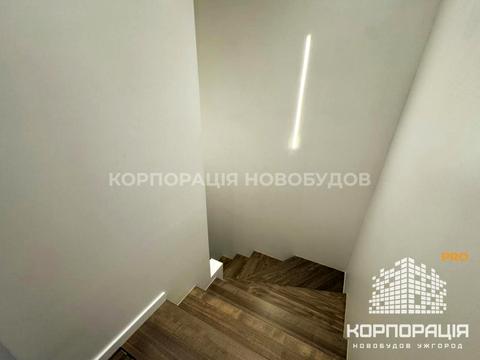 будинок за адресою с. Сторожниця, Цвітна, 1