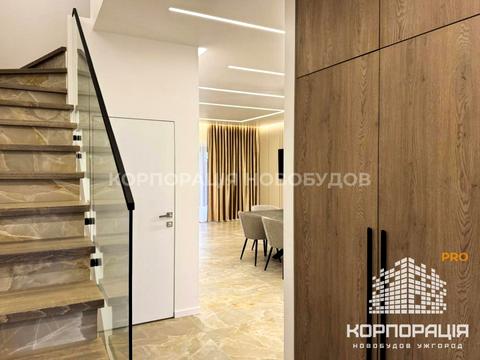 будинок за адресою с. Сторожниця, Цвітна, 1