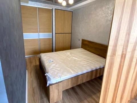 квартира по адресу Свободи ул., 20/2