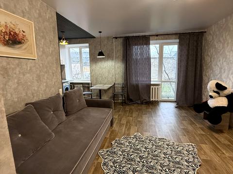 квартира за адресою Сталеварів вул., 21-А