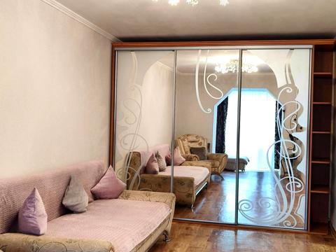 квартира по адресу Свободи ул., 8а