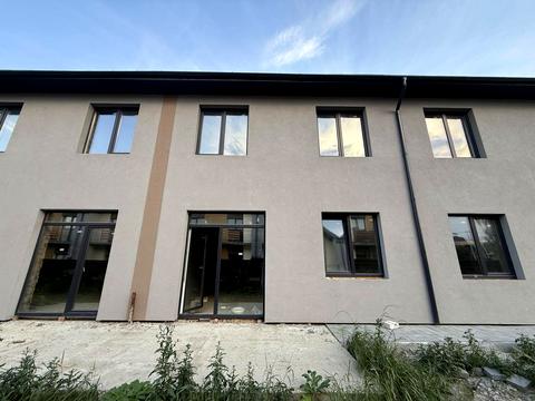 дом по адресу 22-го Января ул.