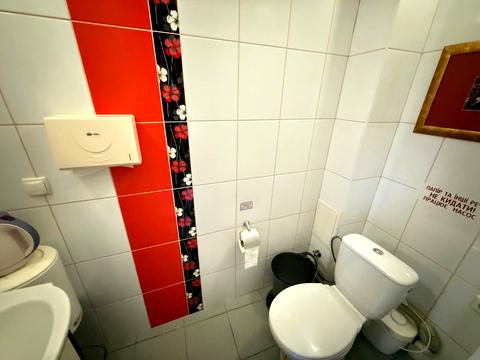 коммерческая по адресу Валовая ул., 5