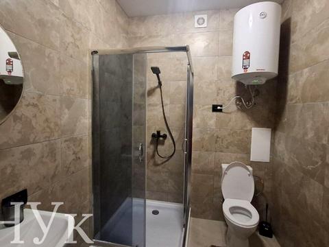 комерційна за адресою Сергія Мартина вул., 4Б