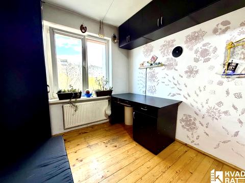 квартира за адресою Тролейбусна вул., 15