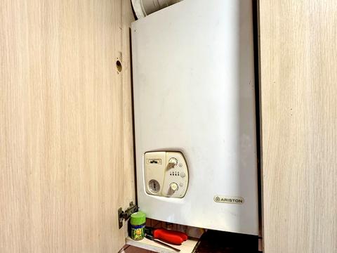 квартира за адресою Тролейбусна вул., 15