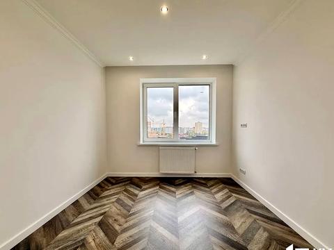 квартира за адресою Макогона вул., 23