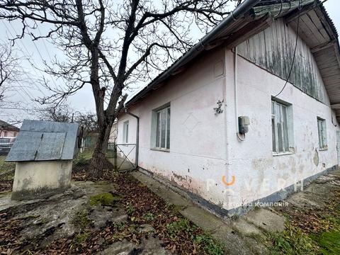 будинок за адресою Івасюка