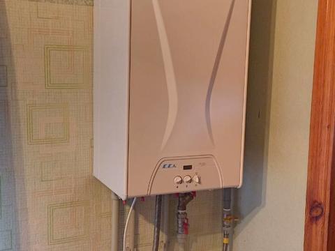 будинок за адресою Братська вул.