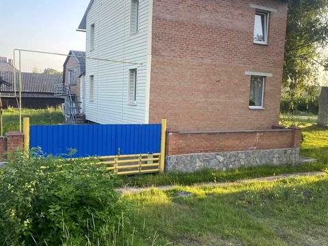 будинок за адресою Героїв Крут вул., 25А