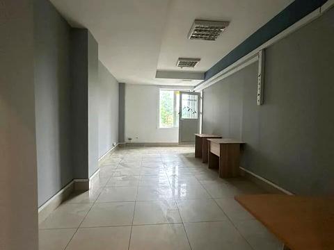 комерційна за адресою Академіка Белелюбського вул. (Краснозаводська), 13