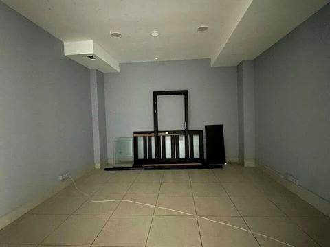 комерційна за адресою Академіка Белелюбського вул. (Краснозаводська), 13