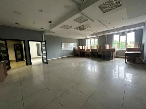 комерційна за адресою Академіка Белелюбського вул. (Краснозаводська), 13