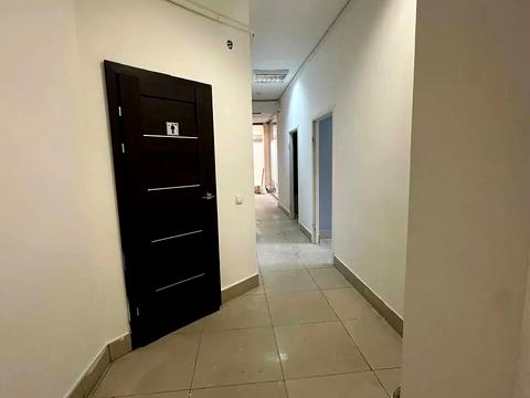 комерційна за адресою Академіка Белелюбського вул. (Краснозаводська), 13