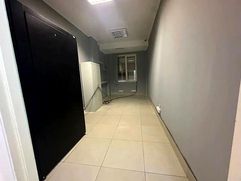 комерційна за адресою Академіка Белелюбського вул. (Краснозаводська), 13