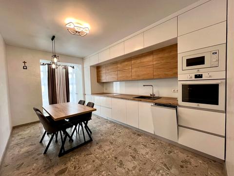 квартира по адресу Андрея Мельника ул., (Будинок 4)