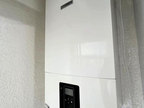 квартира по адресу Андрея Мельника ул., (Будинок 4)