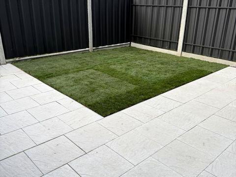 будинок за адресою Місячна вул.