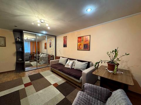 квартира за адресою Чорновола вул., 132