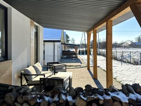 будинок за адресою Центральна