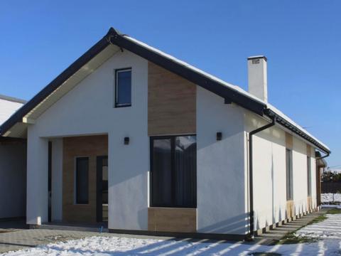 будинок за адресою Центральна