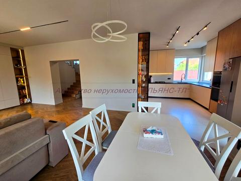 будинок за адресою Володимира Федака вул.