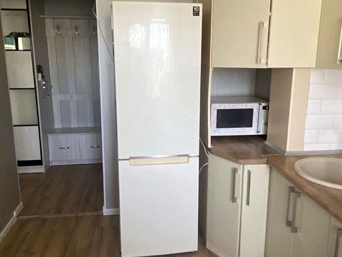 квартира за адресою Довженка вул., 3