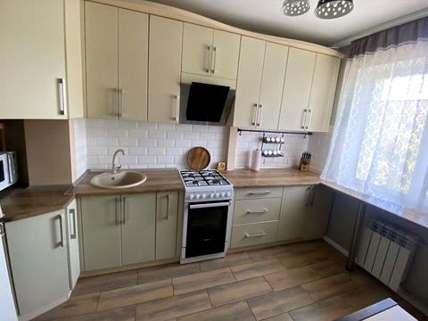 квартира за адресою Довженка вул., 3