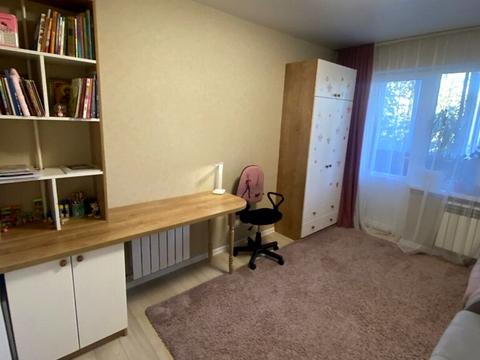 квартира за адресою Довженка вул., 3