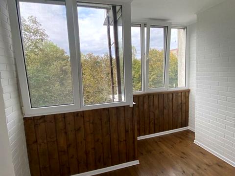 квартира за адресою Довженка вул., 3