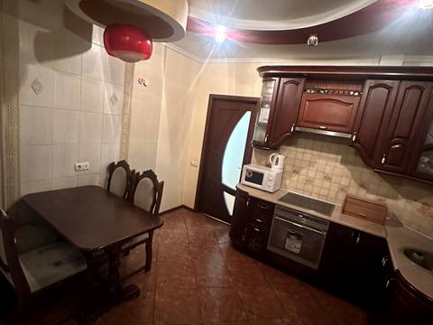 квартира за адресою Харків, Аерокосмічний просп. (Гагаріна), 7