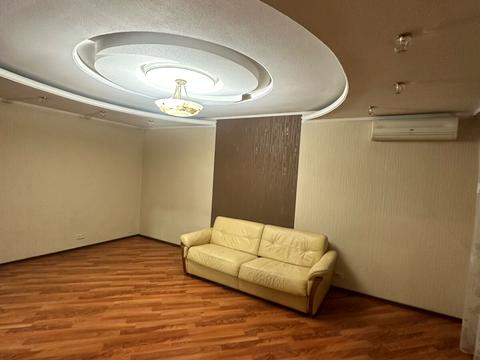 квартира за адресою Харків, Аерокосмічний просп. (Гагаріна), 7