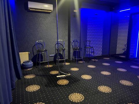 комерційна за адресою Дмитра Яворницького вул., 8