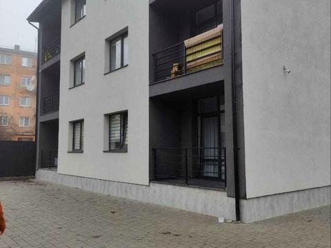 квартира за адресою Тихого, 13 е