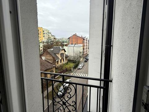 квартира за адресою Залізнична вул., 7Т