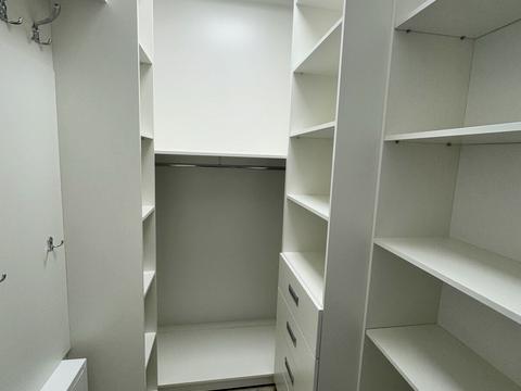 квартира за адресою Євгена Чикаленка вул. (Аржанова), 3