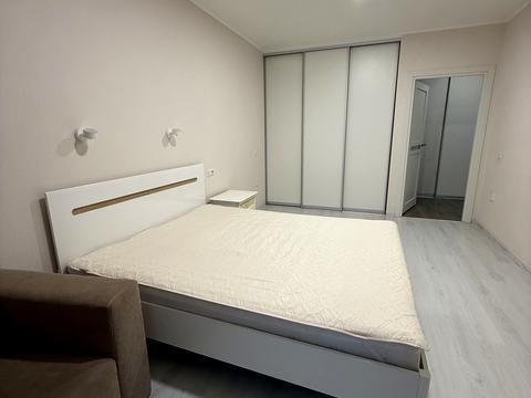 квартира по адресу Левка Лукʼяненка ул. (Василия Жуковского), 16, 18, 20, 24