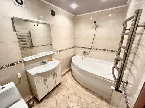 квартира по адресу Андрея Чайковского ул., 40