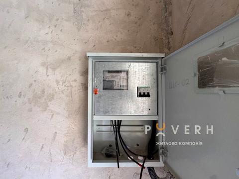 комерційна за адресою Княгинин вул., (Будинок 9)