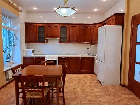 дом по адресу Днепр, Дмитрия Яворницкого просп. (Карла Маркса), 40