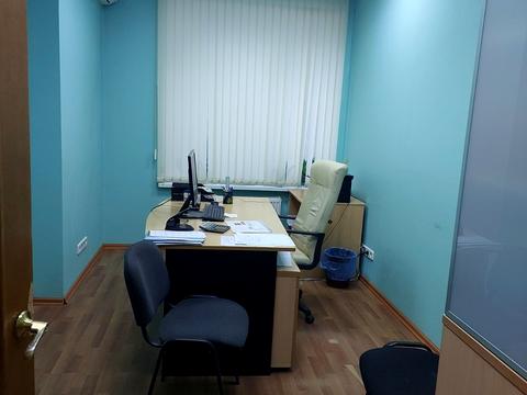 комерційна за адресою Академічна вул. (Піонерська), 20б