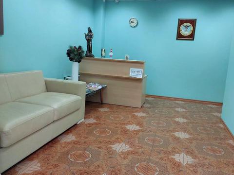 комерційна за адресою Академічна вул. (Піонерська), 20б