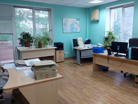 комерційна за адресою Академічна вул. (Піонерська), 20б