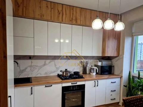 будинок за адресою Гімназійна