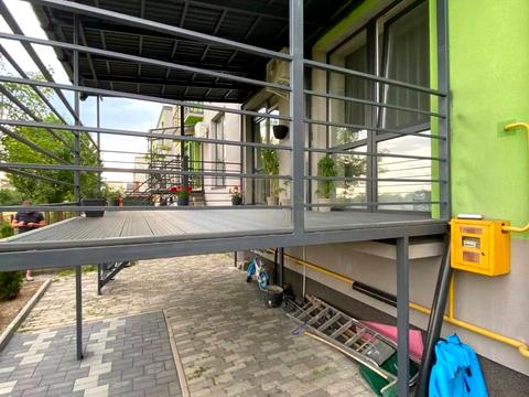 будинок за адресою Гімназійна