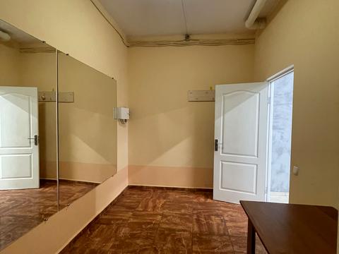 комерційна за адресою Обсерваторный переулок, 2/4